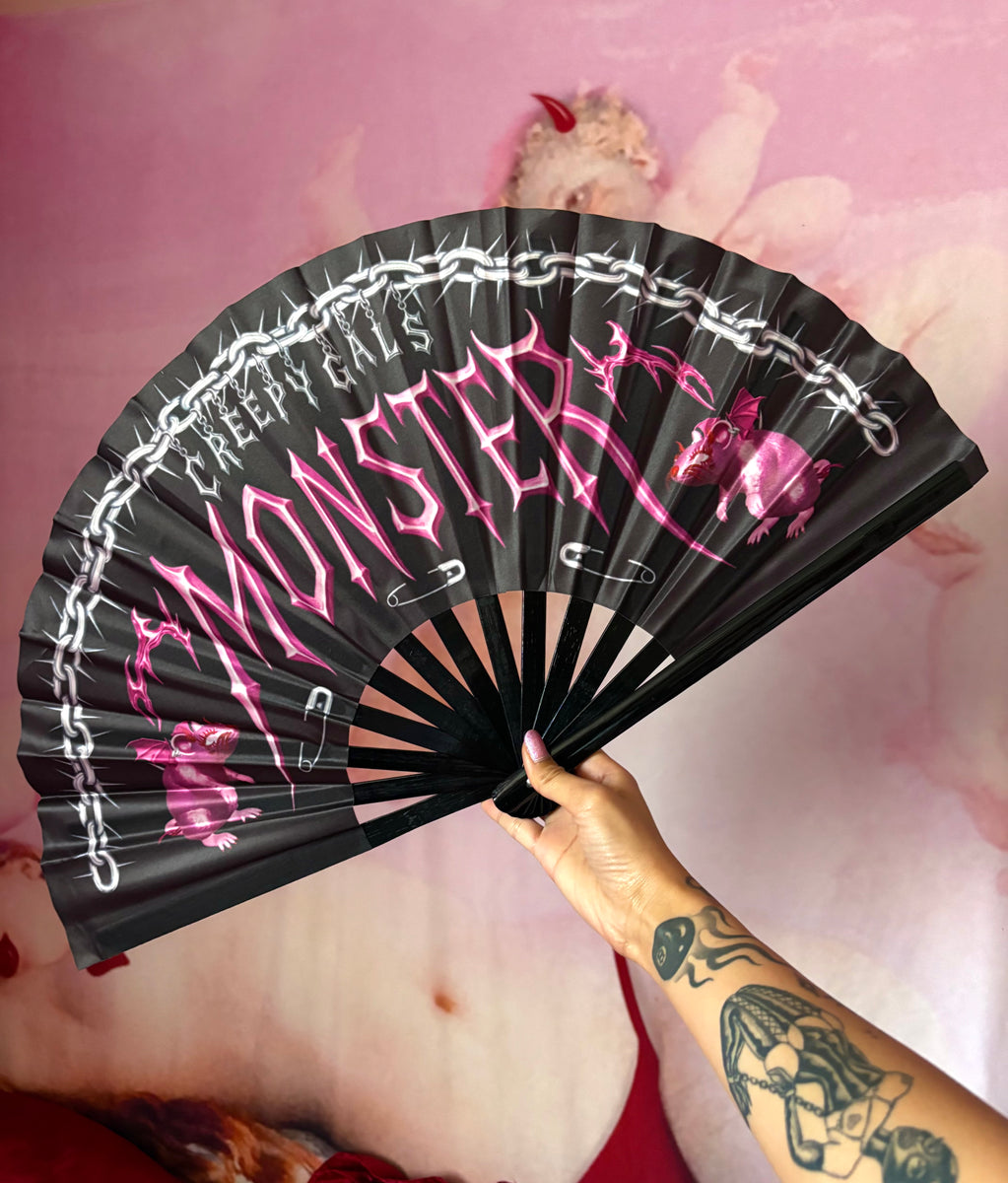 Monster Rave Fan – Creepy Gals